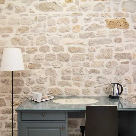 Pensión Mediterraneo Luxury 4*