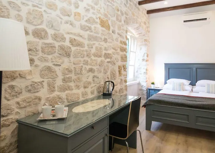 Mediterraneo Luxury Pensionat 4*